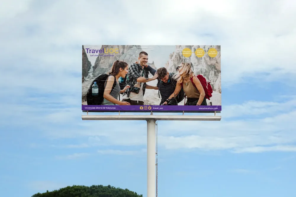 Cartel publicitario con un grupo de viajeros, diseñado para una marca imaginaria de viajes.
