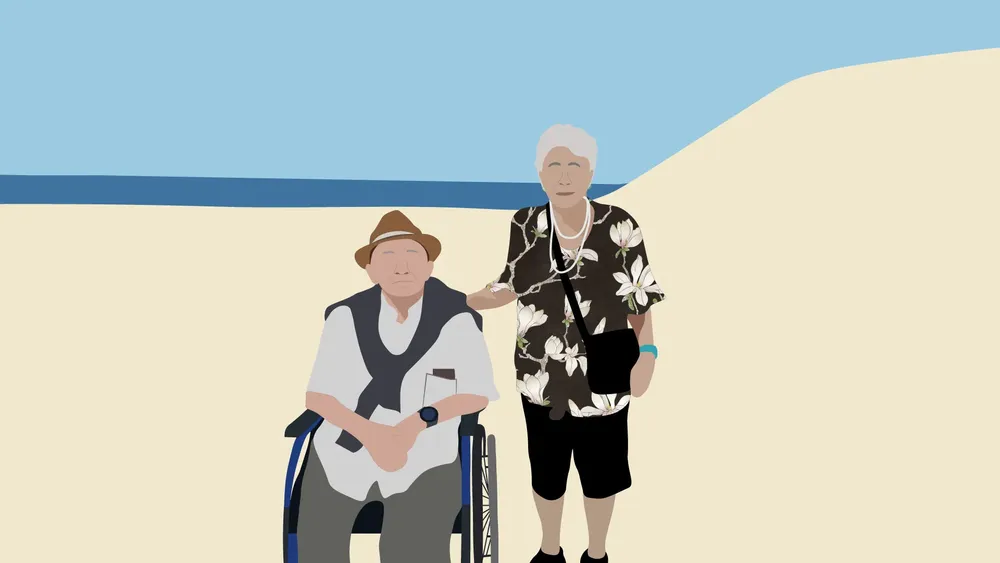 Ilustración digital de una pareja de personas mayores en la playa. El hombre está en silla de ruedas, lleva pantalón largo y camisa; la mujer viste una camisa de flores.