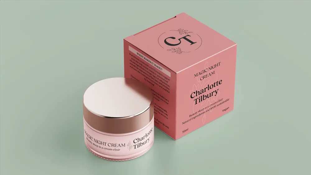 Mockup de crema de noche de Charlotte Tilbury con vista isométrica frontal